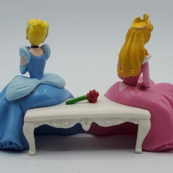 2 for $10 Disney Sleeping Beauty (Aurora) and Cinderella on Bench - Picture 3 of 6